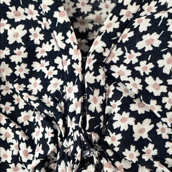 Abercrombie & Fitch Navy Blue and White Floral Bodysuit - Picture 4 of 6
